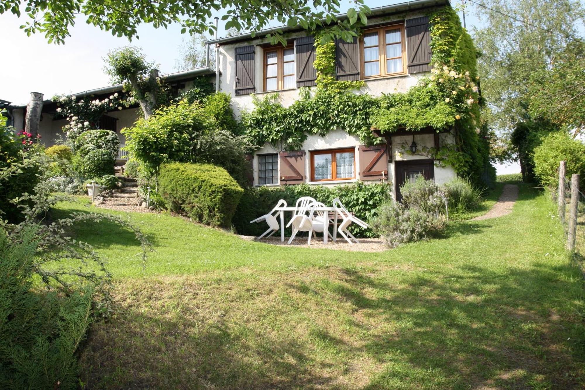 Bed and Breakfast La Marechalerie Monthodon Екстер'єр фото